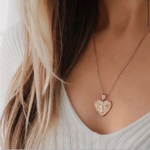 11thstreet Gold Bird Pendant Necklace